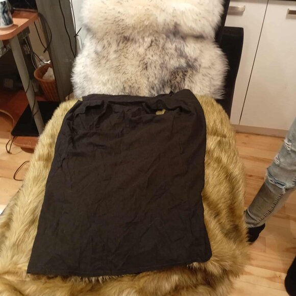 4-Piece Plaid Outfit Bundle | Top, Vest, Scarf & Hat Set | Size S - Picture 7 of 9